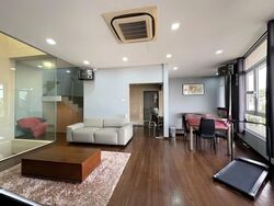 Apollo Gardens (D16), Terrace #581688341